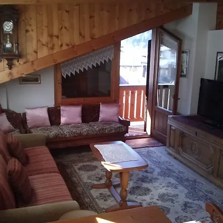 Carmen Apartment *